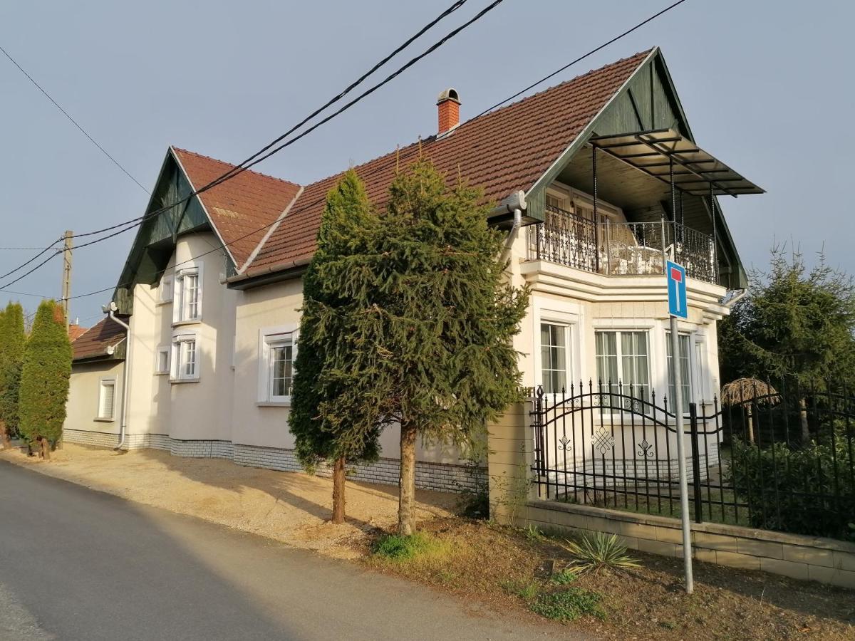 Bogács Viola Apartmanhaz מראה חיצוני תמונה